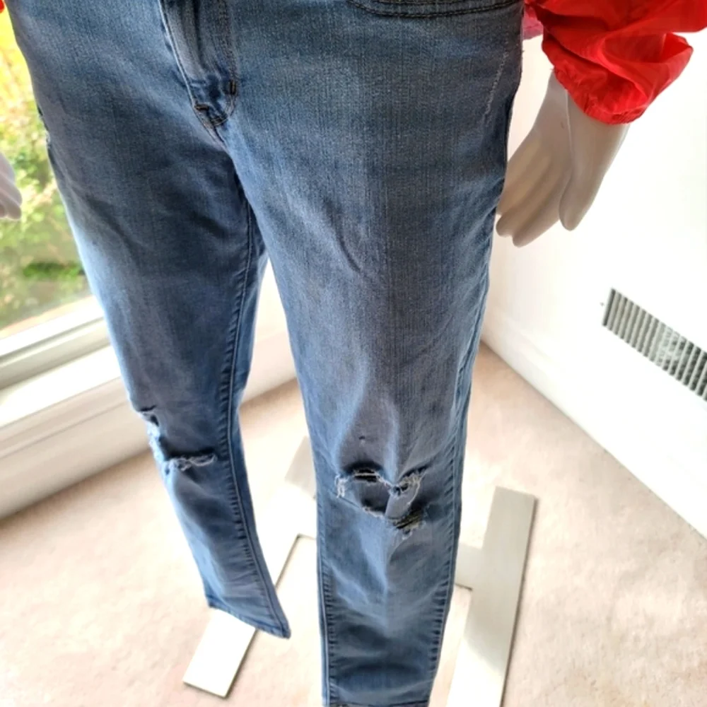 Levi's 711 Skinny Women's Ripped Denim Jeans Size 31 - Picture 4 of 14